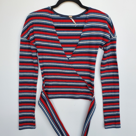 Free People Always With Me Wrap style Long Sleeve Tee EUC!  Size Small - Picture 5 of 13